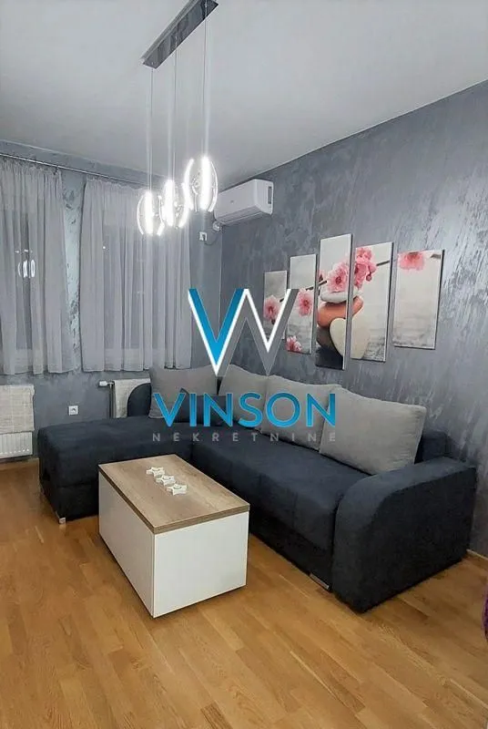 Izdavanje, jednosoban stan, 40m², Socijalno, Novi Sad Sve Podlokacije