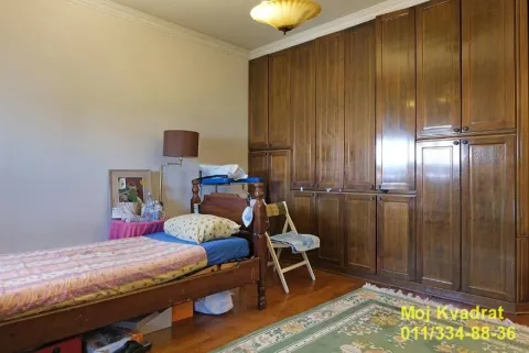 Prodaja, četvorosoban stan, 176m², Cvetni Trg, Vračar Sve Podlokacije - image 12