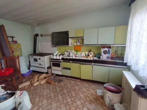 Prodaja, kuća, 101m², Perlez, Zrenjanin - image 15