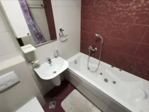 Rent, one bedroom apartment, 49m², City Kvart, Podgorica - image 9