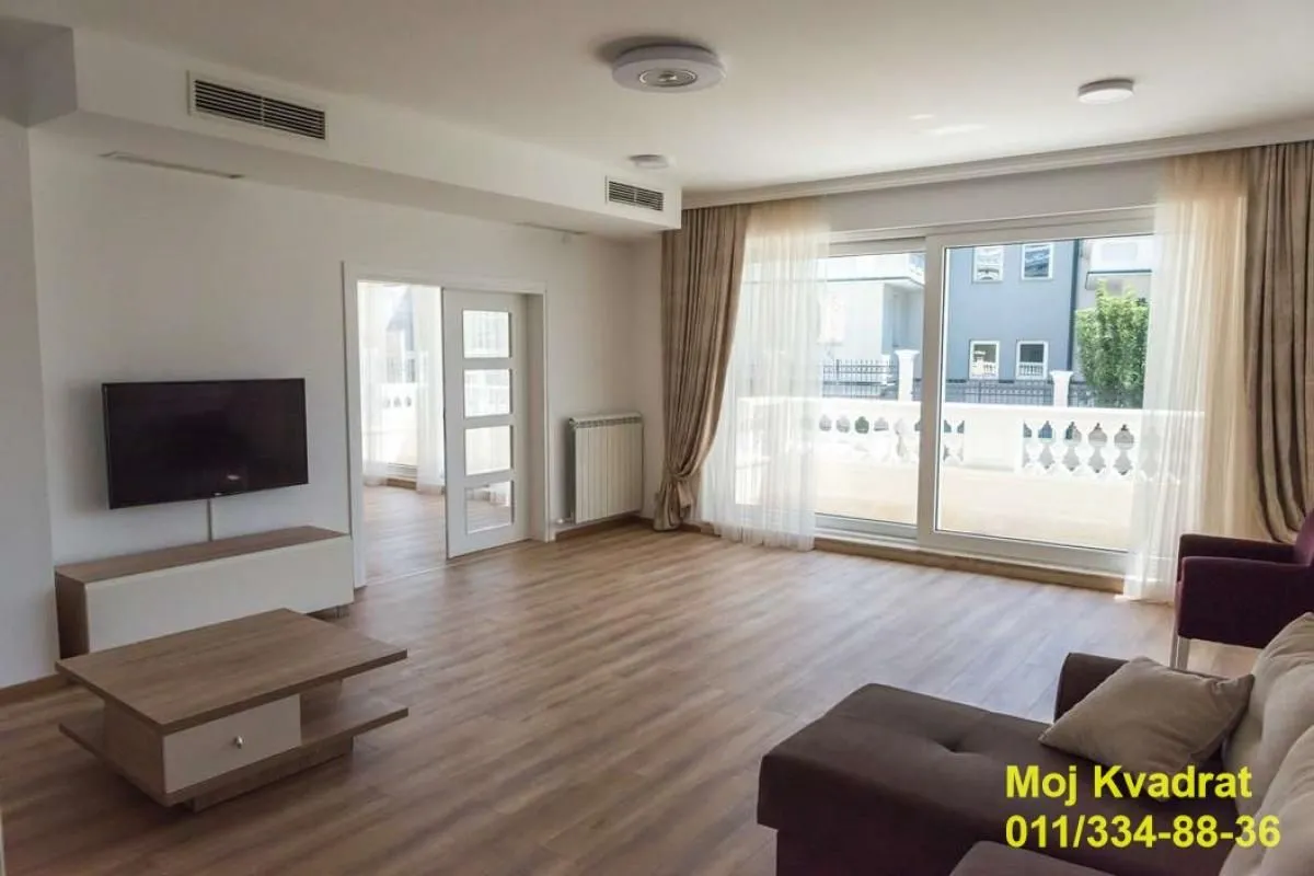 Izdavanje, kuća, 1400m², Savski Venac, Beograd
