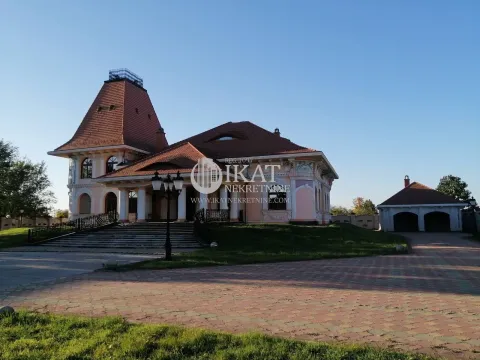 Sale, office space, 1200m², Palić, Subotica