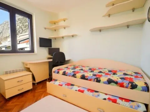 Prodaja, trosoban stan, 95m², Dobrota, Kotor - image 3