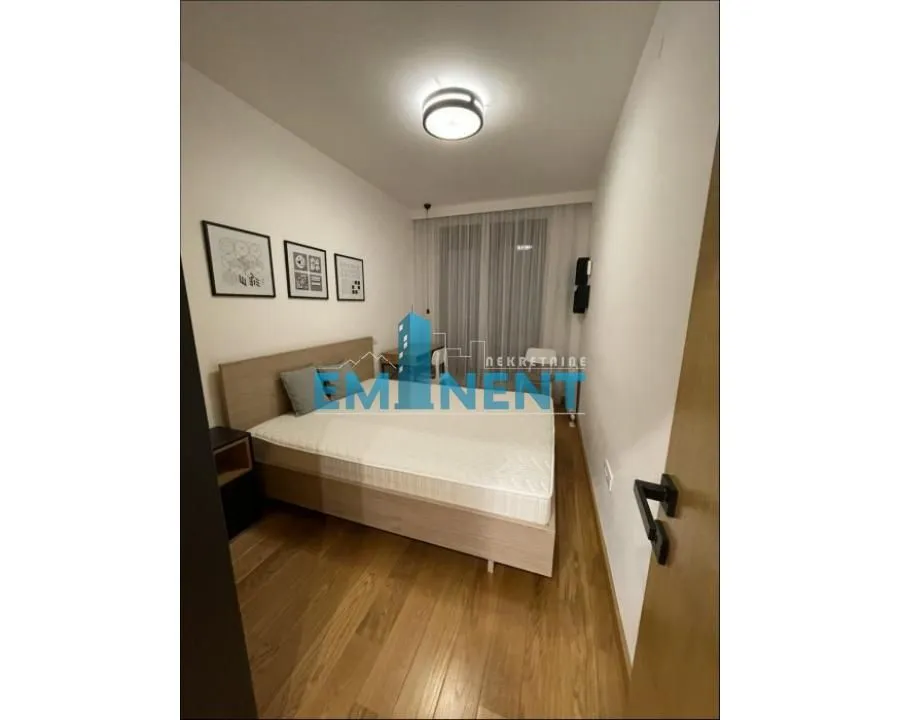 Rent, apartment, 39m², Crveni Krst, Beograd