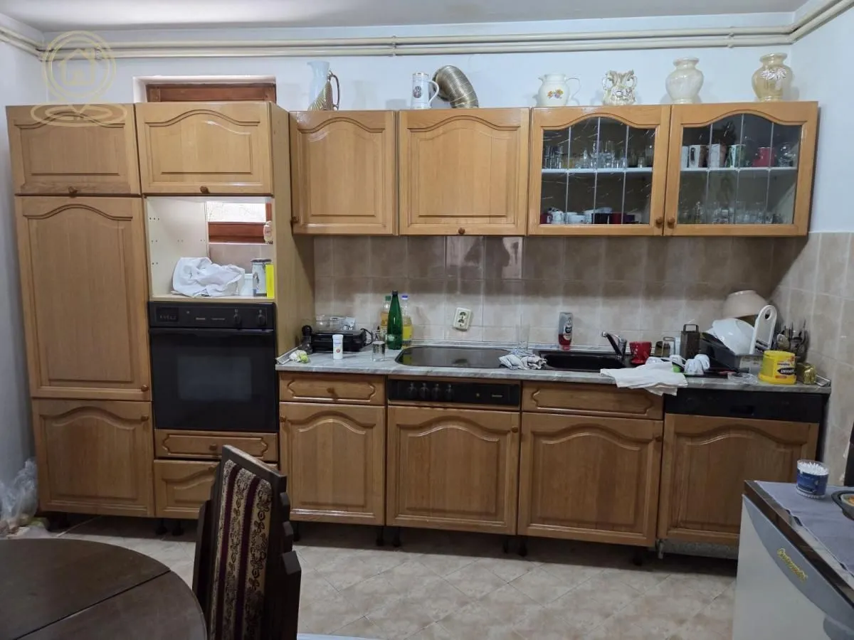 Prodaja, kuća, 312m², Palilula, Niš