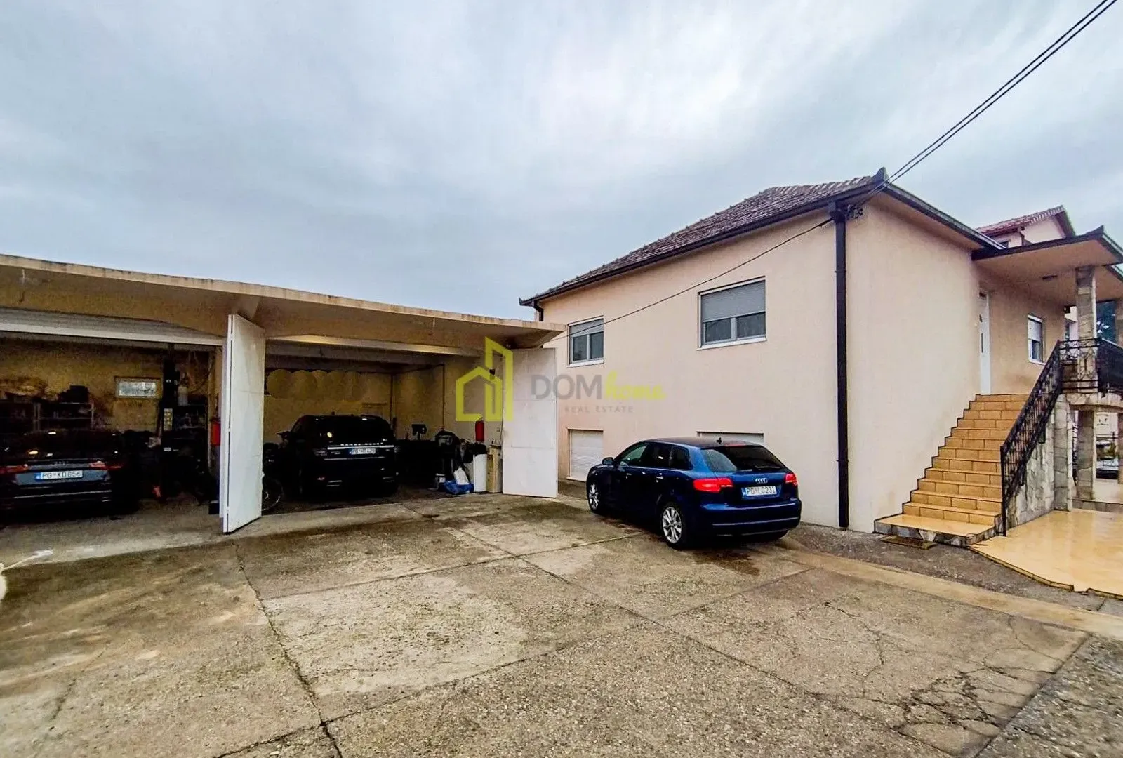 Sale, house, 220m², Masline, Podgorica