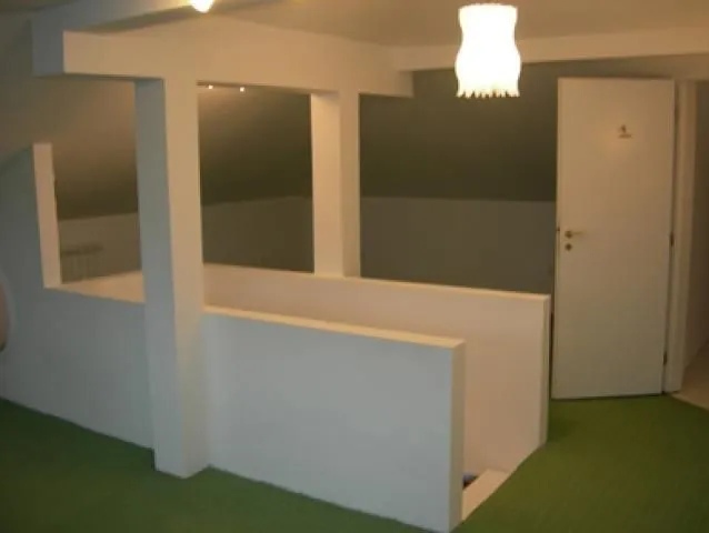 Izdavanje, četvorosoban stan, 156m², Savski Venac, Beograd