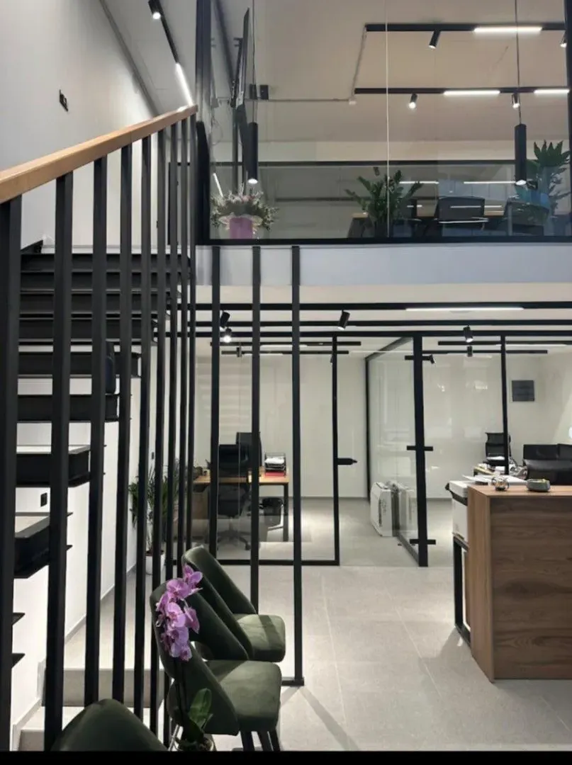 Rent, office space, 101m², Bar, Crna Gora