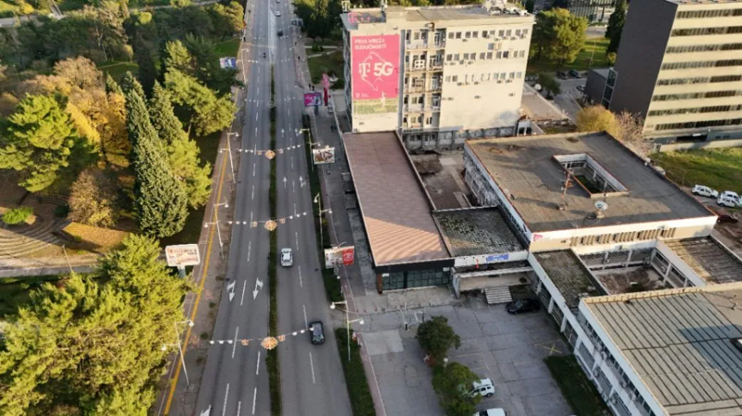 Izdavanje, poslovni prostor, 125m², Centar, Podgorica