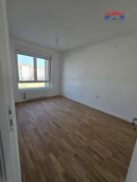 Izdavanje, trosoban stan, 73m², Novo naselje, Novi Sad - image 4