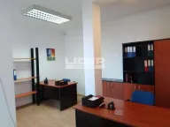 Izdavanje, poslovni prostor, 56m², Južni Bulevar, Vračar Sve Podlokacije - image 2