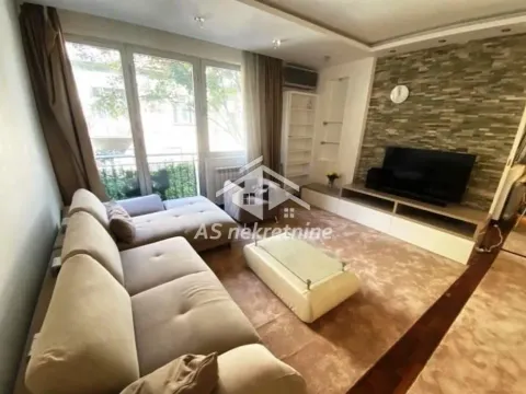 Rent, three bedroom apartment, 87m², Stari Grad, Beograd - image 2