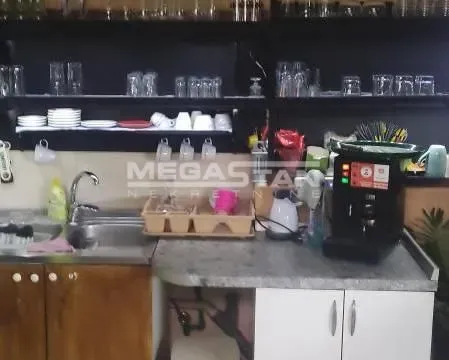 Izdavanje, poslovni prostor, 66m², Karaburma, Palilula Sve Podlokacije - image 4