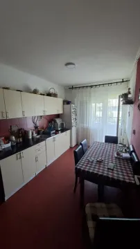 Prodaja, trosoban stan, 60m², Rotkvarija, Novi Sad Sve Podlokacije - image 2