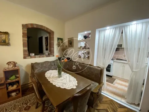 Prodaja, kuća, 210m², Stari Banovci, Stara Pazova - image 11