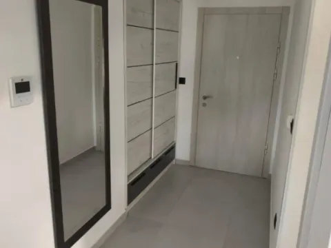 Izdavanje, garsonjera, 30m², Gorica C, Podgorica - image 3