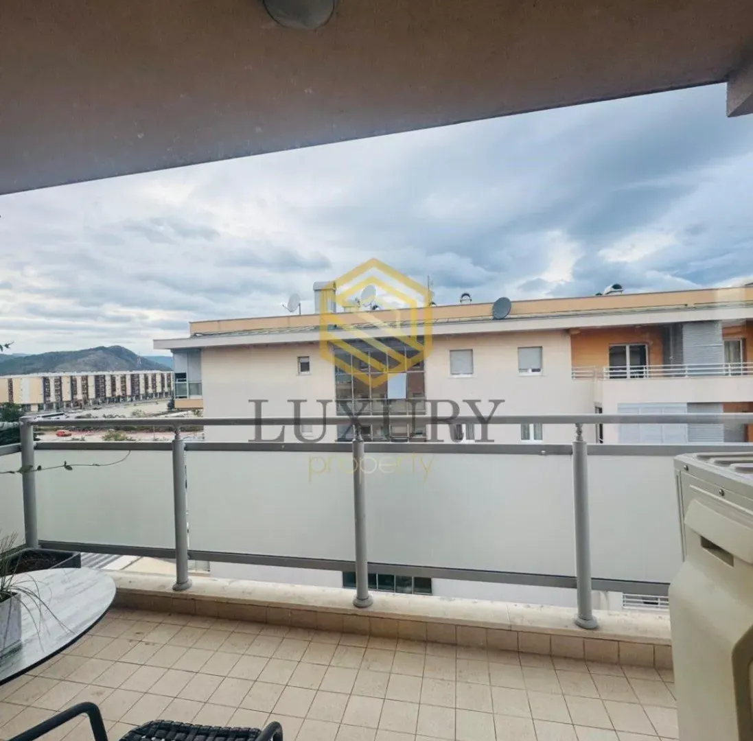Izdavanje, jednosoban stan, 53m², City Kvart, Podgorica