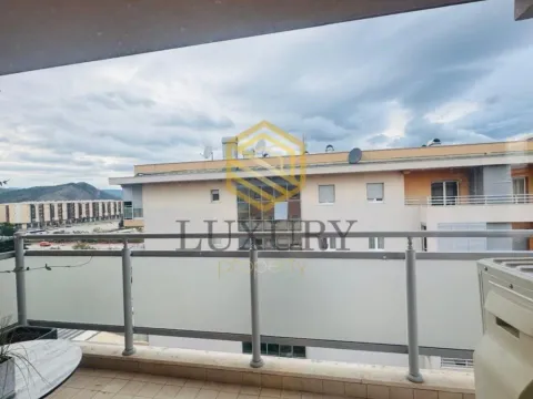 Izdavanje, jednosoban stan, 53m², City Kvart, Podgorica - image 13