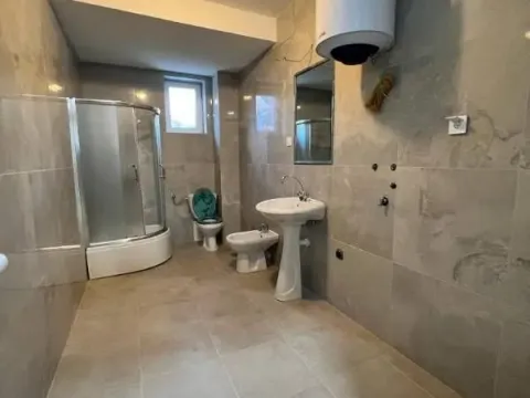 Sale, two bedroom apartment, 83m², Šušanj, Bar - image 6