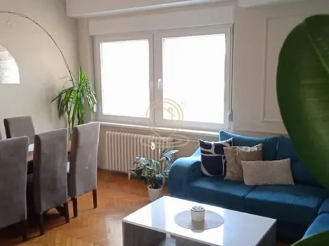 Prodaja, trosoban stan, 91m², Centar, Novi Sad - image 2