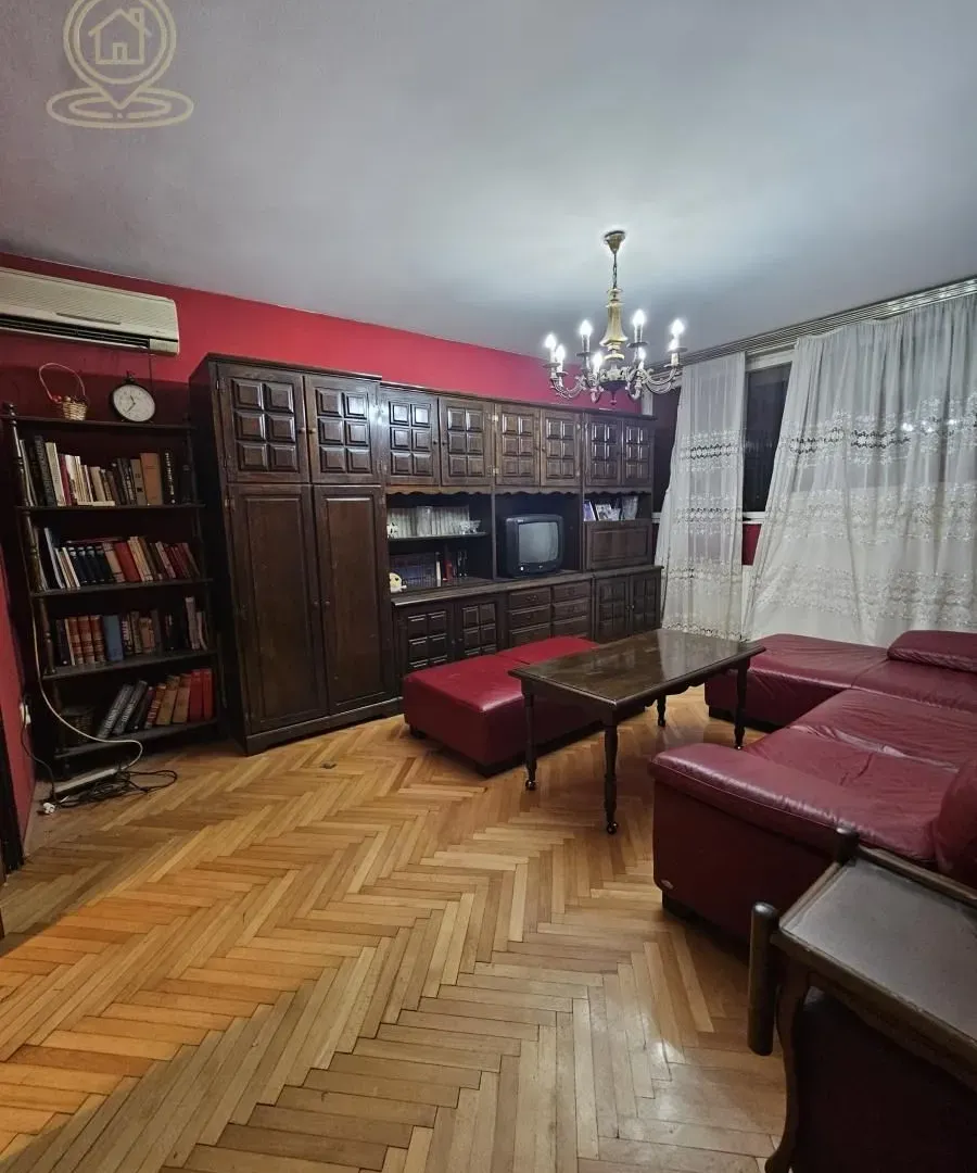Prodaja, trosoban stan, 61m², Centar, Kragujevac