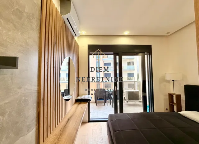 Rent, studio apartment, 36m², Centar, Bar