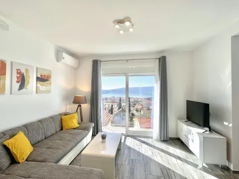 Prodaja, dvosoban stan, 55m², Tivat, Crna Gora - image 2