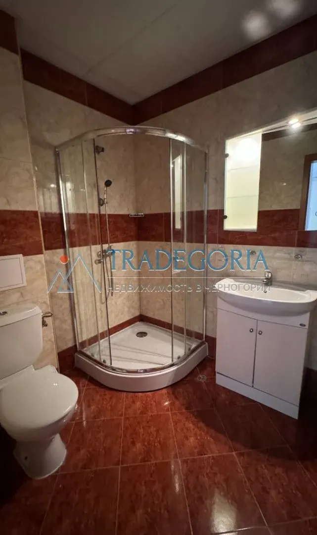 Prodaja, jednosoban stan, 80m², Zeleni, Rožaje