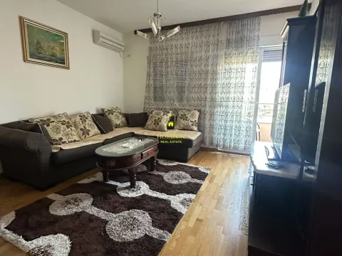 Rent, one bedroom apartment, 51m², City Kvart, Podgorica - image 1