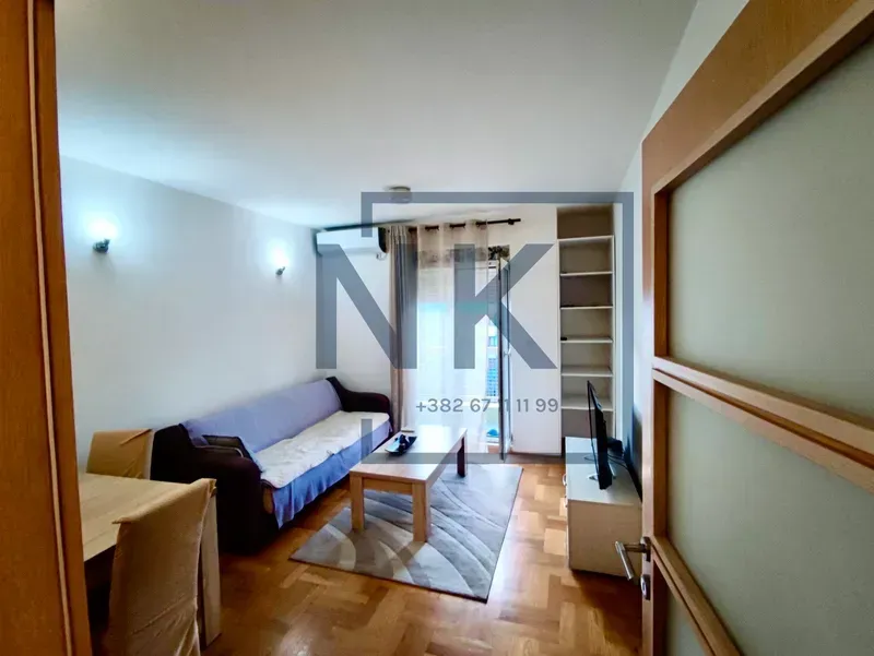 Izdavanje, jednosoban stan, 40m², Stari Aerodrom, Podgorica