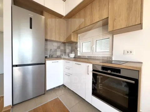 Izdavanje, jednosoban stan, 48m², Stari Aerodrom, Podgorica - image 4