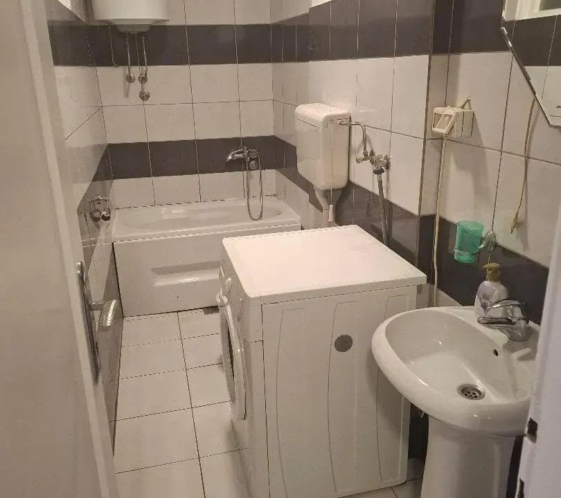 Sale, one bedroom apartment, 42m², Drač, Podgorica