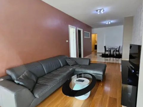 Prodaja, dvosoban stan, 77m², Tre Canne, Budva - image 2