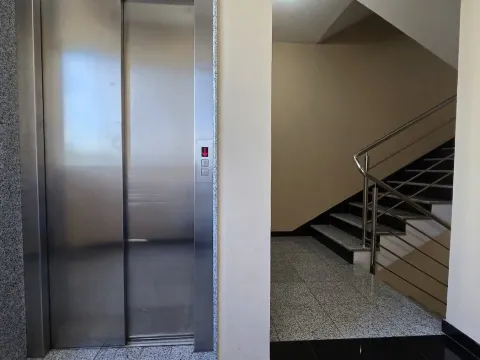 Rent, apartment, 100m², Centar, Podgorica - image 20