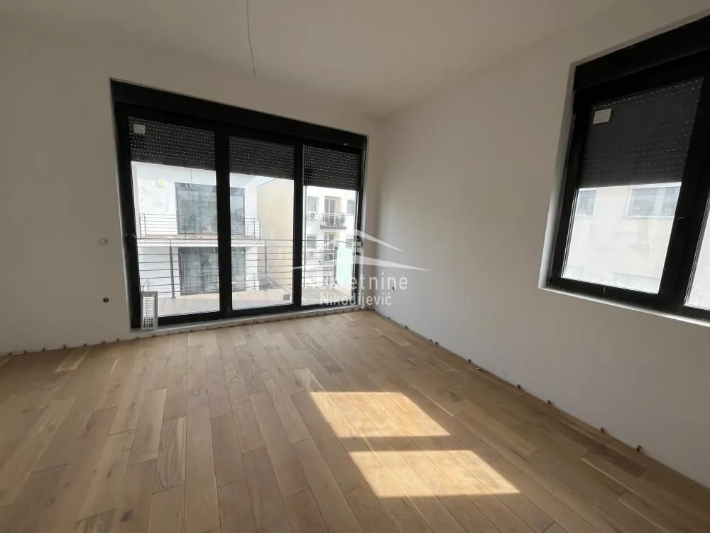 Prodaja, stan, 230m², Zemun Sve Podlokacije, Beograd
