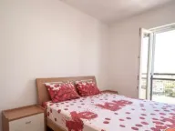 Izdavanje, dvosoban stan, 60m², City Kvart, Podgorica - image 2