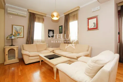 Rent, two bedroom apartment, 58m², Centar, Podgorica - image 2
