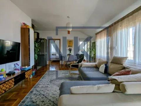 Prodaja, dvosoban stan, 62m², Tološi, Podgorica