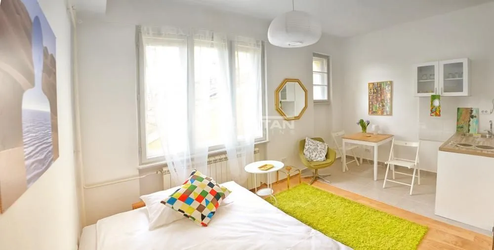 Prodaja, trosoban stan, 67m², Stari Grad, Beograd