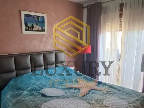 Prodaja, jednosoban stan, 67m², Stari Aerodrom, Podgorica - image 13