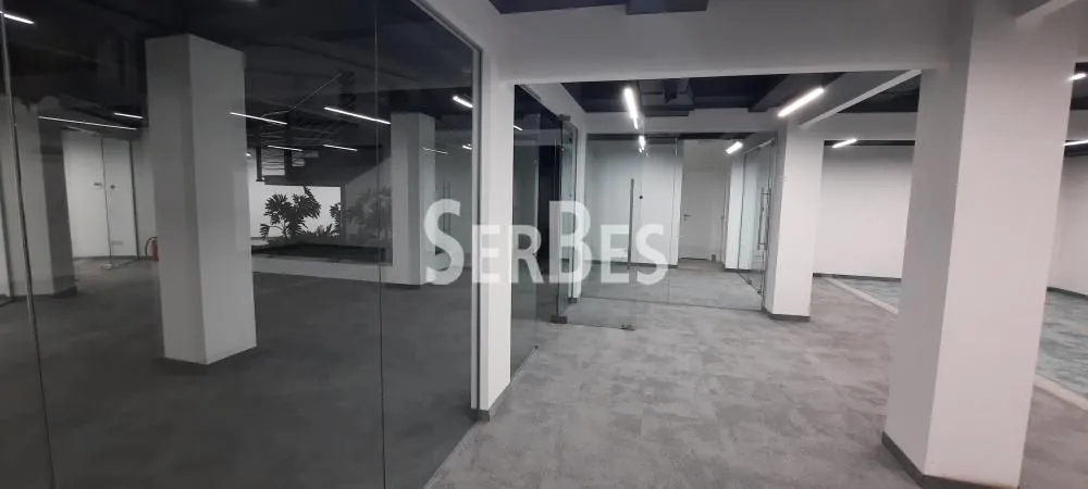 Rent, office space, 305m², Bulevar Oslobodjenja, Novi Sad Sve Podlokacije