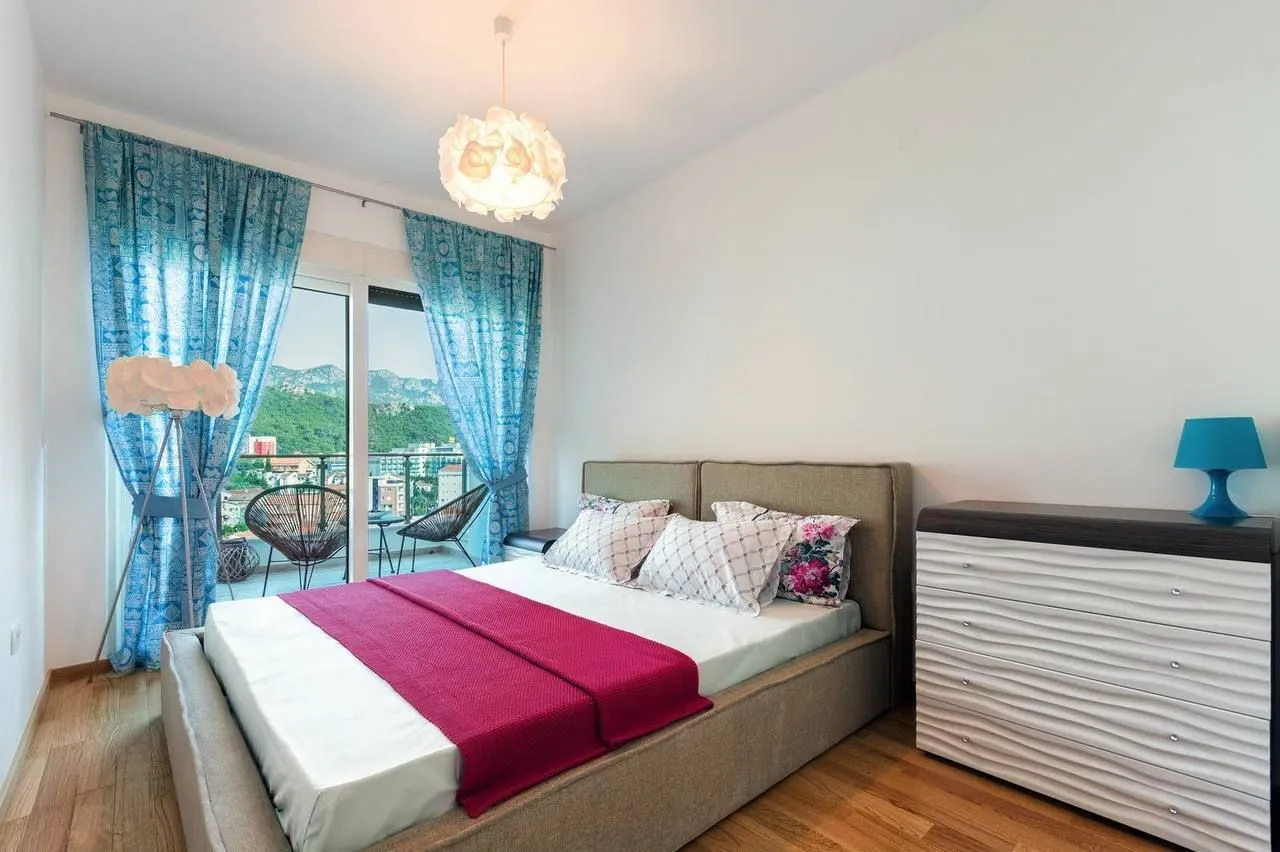 Sale, two bedroom apartment, 63m², Bečići, Budva