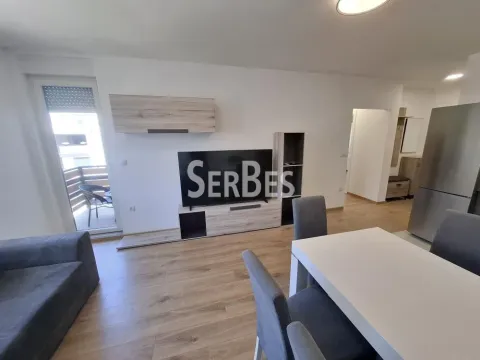 Izdavanje, četvorosoban stan, 69m², Adice, Novi Sad Sve Podlokacije - image 2