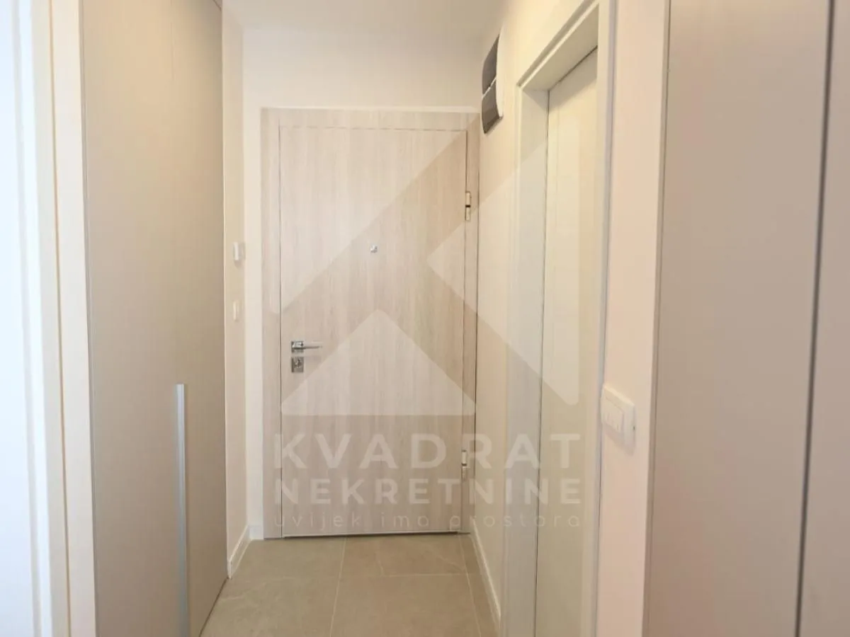 Rent, one bedroom apartment, 39m², Pobrežje, Podgorica