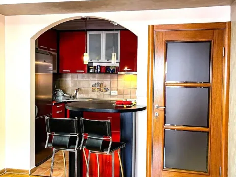 Rent, one bedroom apartment, 50m², Rozino, Budva - image 10