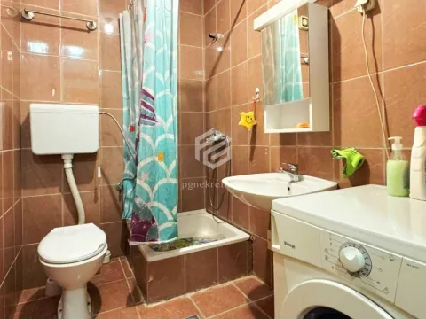 Izdavanje, jednosoban stan, 43m², Stari Aerodrom, Podgorica - image 10