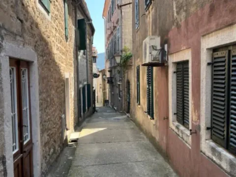 Sale, house, 240m², Stari Grad, Herceg Novi - image 6