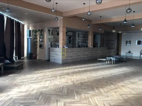 Sale, office space, 3600m², Berane, Crna Gora - image 8