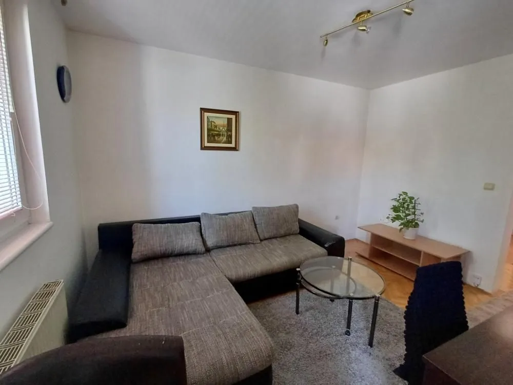 Rent, one bedroom apartment, 39m², Čukarica, Beograd