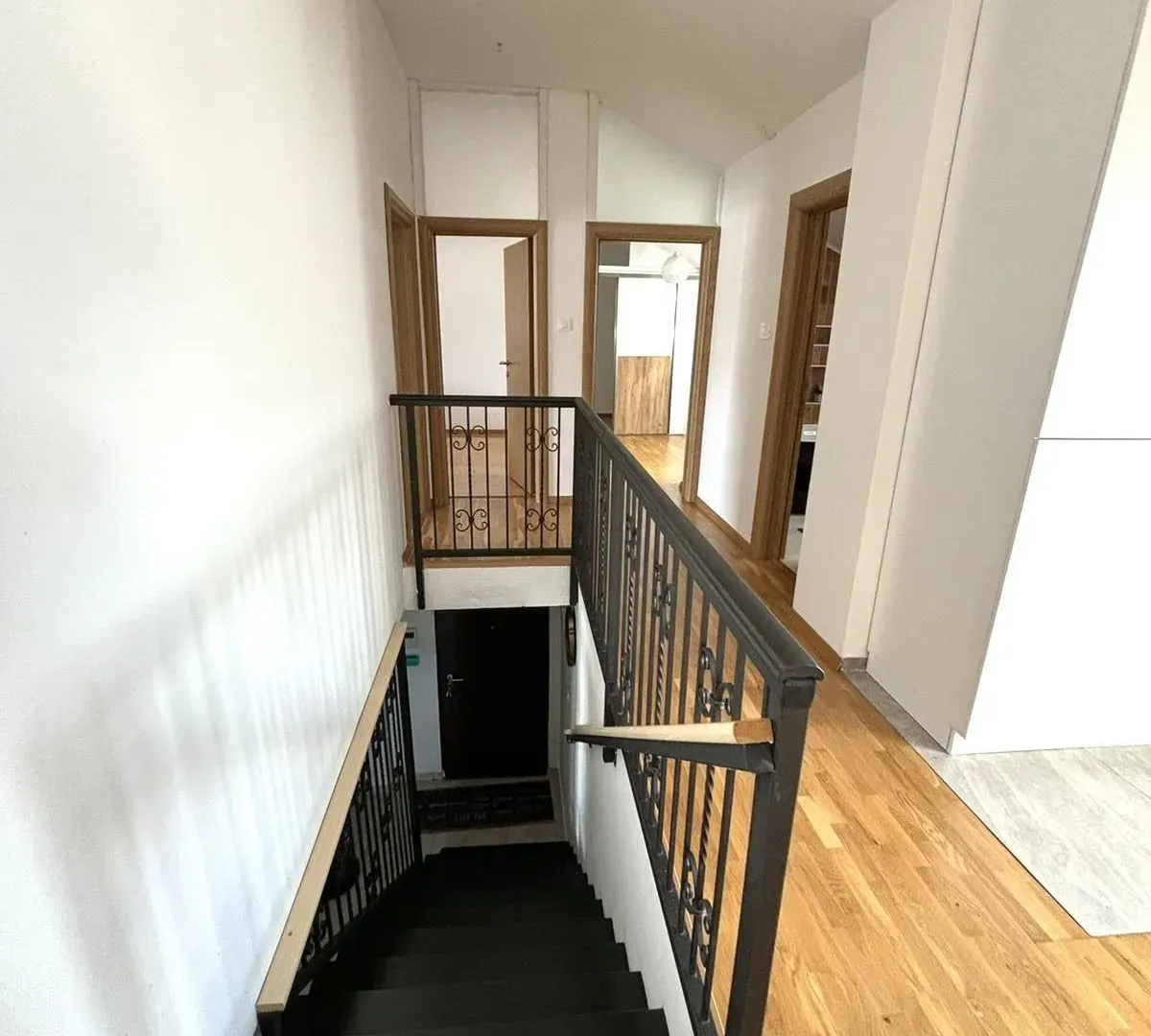 Sale, four bedroom apartment, 136m², Zabjelo, Podgorica